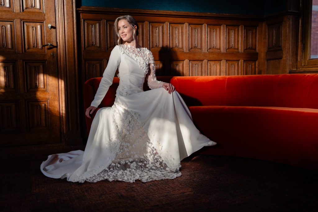 Maatwerk bruidsjapon met 3d-kant